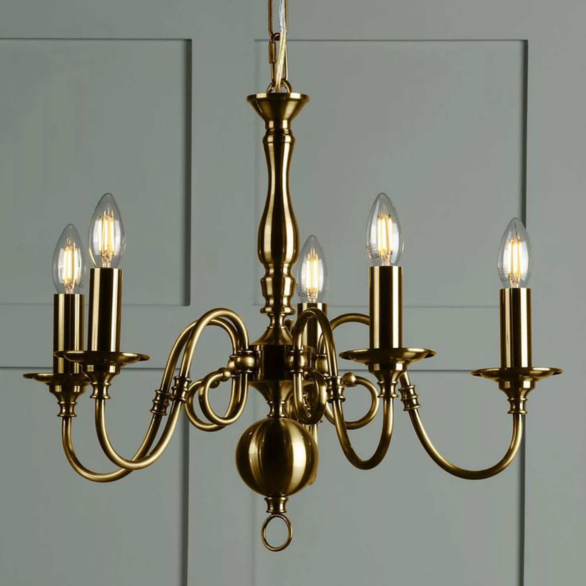 Picture of Candle Bulb 4W – Warm White / White – Decorative Flame Candle Light