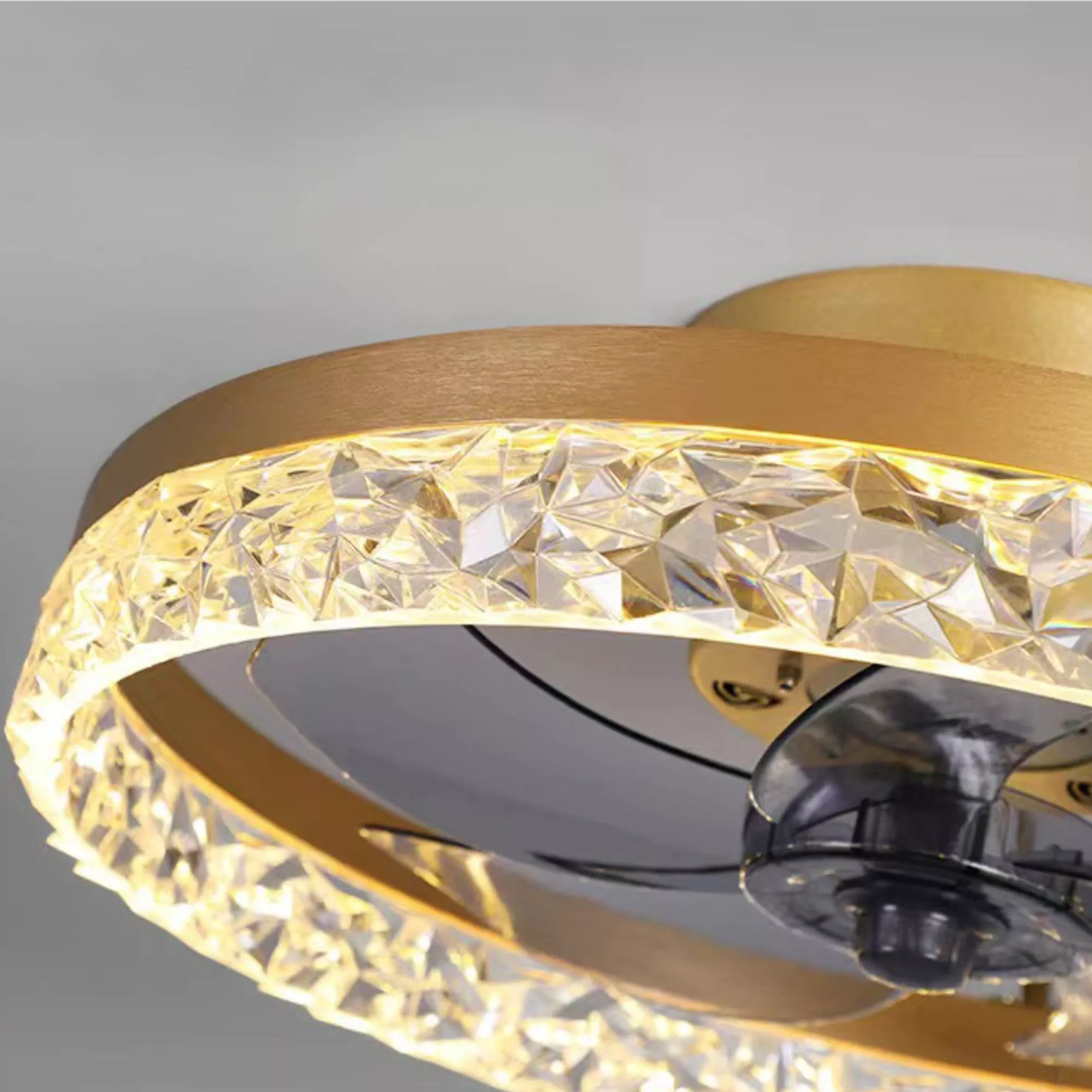 Diamond cut acrylic crystal ring with LED illumination