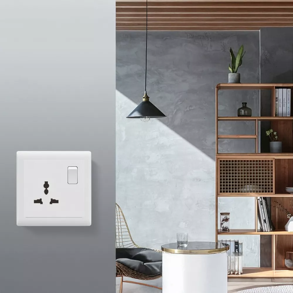 Picture of British Standard Wall Socket with Switch – UK Plug Power Outlet