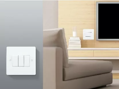 Picture of 3 gang 2 way plate switch