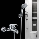 Universal Wall-Mounted Bathtub Faucet & Shower Set – Durable Zinc Alloy Body with 1.5m Stainless Steel Hose and Anti-Clog Lather Net