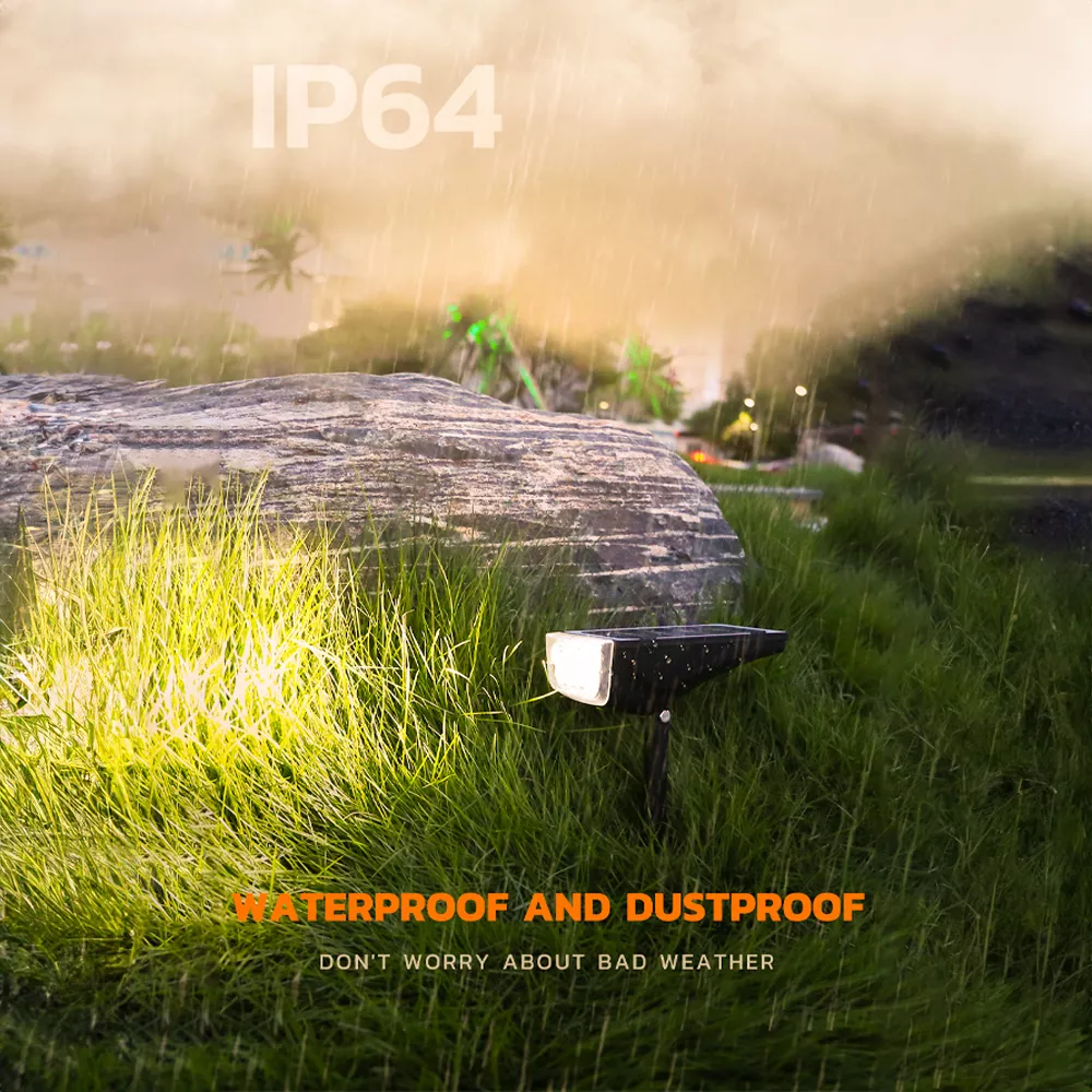 Solar garden light with IP64 waterproof and dustproof rating used in rainy weather